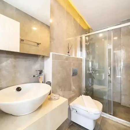 It Is Your Home Not Hotel !! Elite Area In Antalya 아파트 *